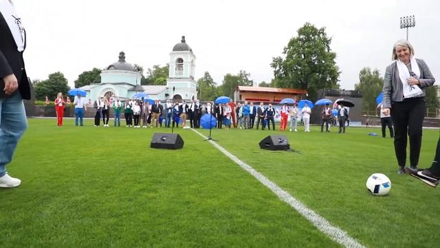 12 футбольных команд приняли участие в пятом междунаро