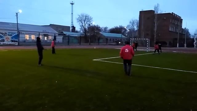 02 Гол Красного Феникса. (ФК Красный Феникс 2-0 СБМ)