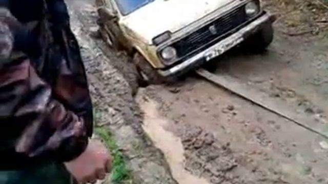 Танки грязи не боятся!!!!)