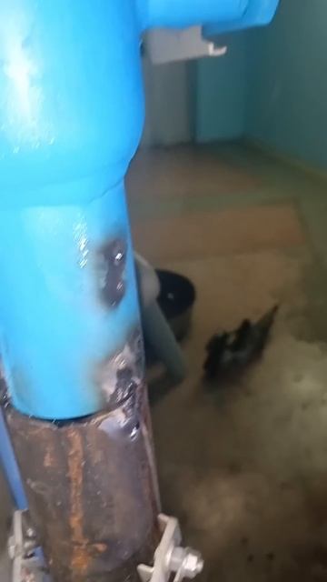 Как произвести электросварку под водой, если постоянн