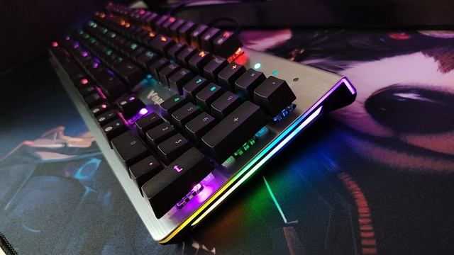 Rapoo V520 - подсветка клавиш и боковая подсветка