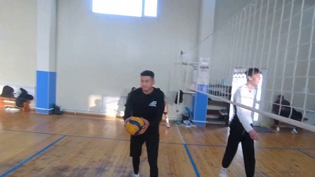 Бишкек Волейбол "Сетка крепко играет"