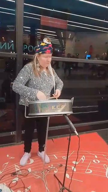 #Музыкавметро #ПоющаяСталь #Карибскиймелодическийинструмент
#SteelPan #SteelDrum