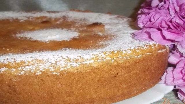 Ароматный творожный пирог с яблоками