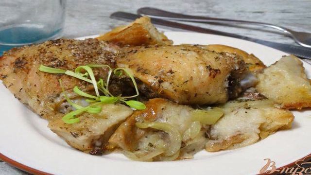 Курица запеченная с хлебом