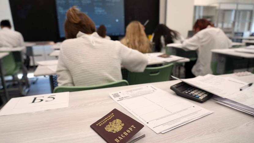 Педагог развеяла мифы о возможности списать на ЕГЭ