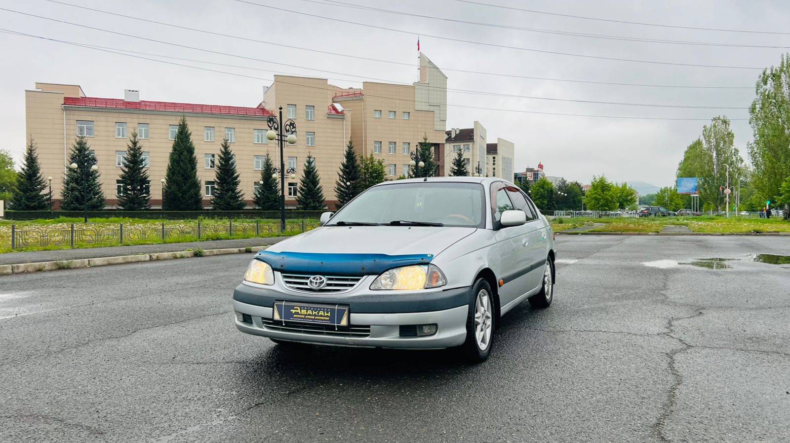 Toyota Avensis, 2001 год
