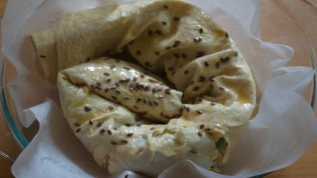 Запеченный лаваш с горошком
