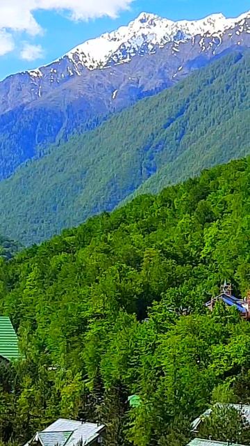 Вид со смотровой."Галактика".Красная Поляна.16.05.25.