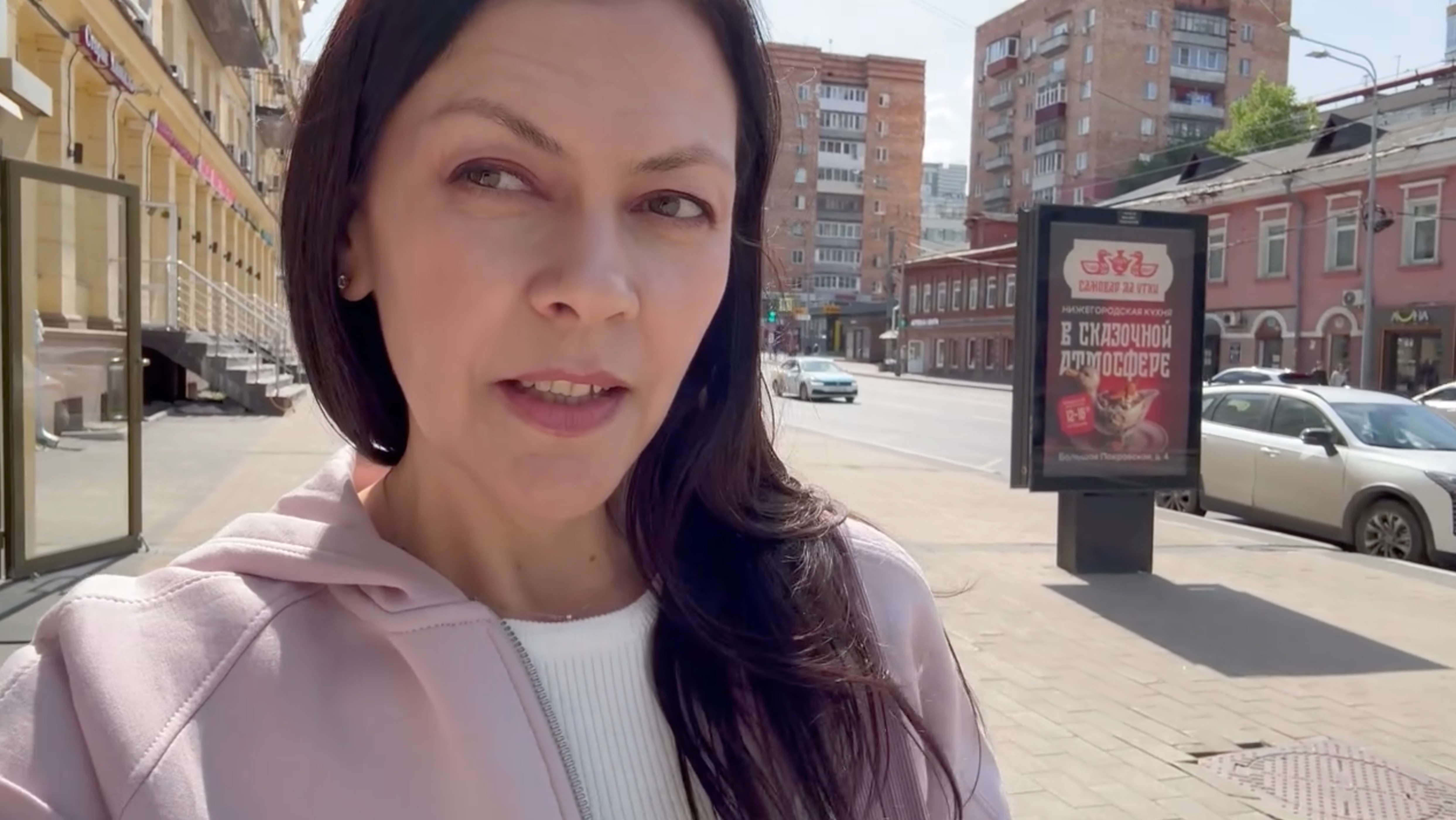 Иду на занятие по стилю. Модель Елена Ковалева. Elite Models, Н.Новгород.