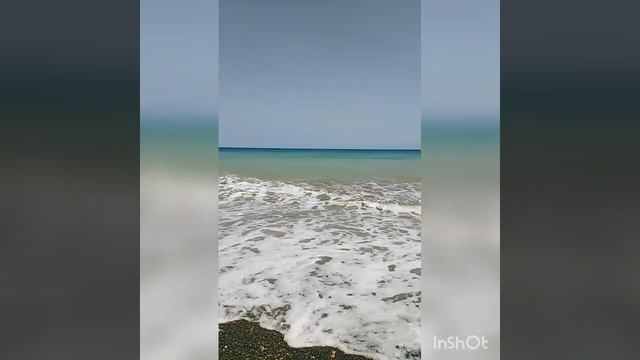 Вон волна - моя отрада!