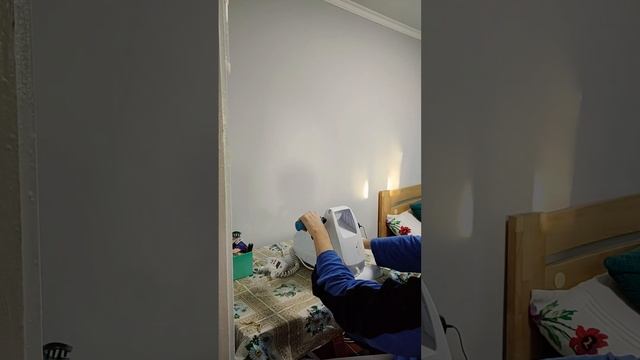 кручу тренажер одной рукой