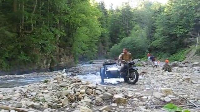 MB 750M.Дорога на Манявский водопад