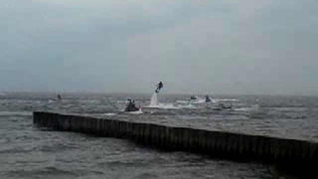 ВОДНАЯ АКРОБАТИКА