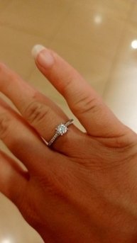 купили помолвочное и обручальные кольца