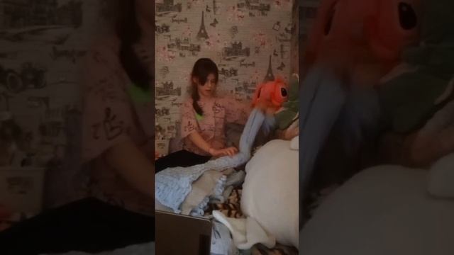 ♡вяжу плюшевый шарфик ♡