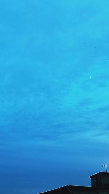 AnnSigຖature|Clouds10S