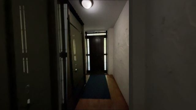 Трехэтажный дом, с дизайнерским ремонтом, на 6 – 12 человек.