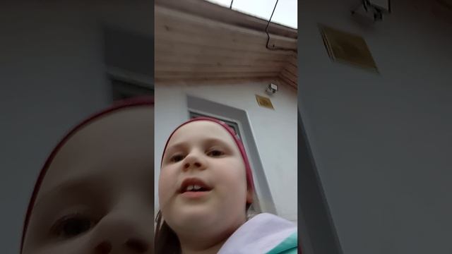 VID_20250518_201023.mp4