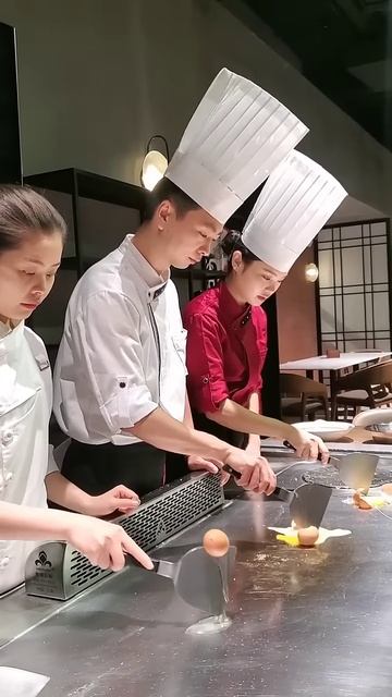 48NWtyWascE - Lifestyle Beautiful Train Teppanyaki street food,restaurant,BBQ,Pub street#Short#Short