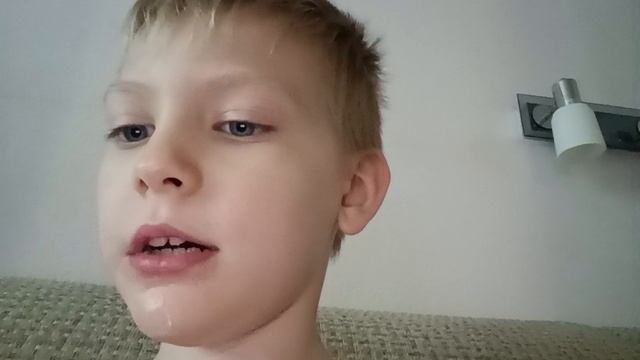 зачем вы хейтите игры которая вам не нравится