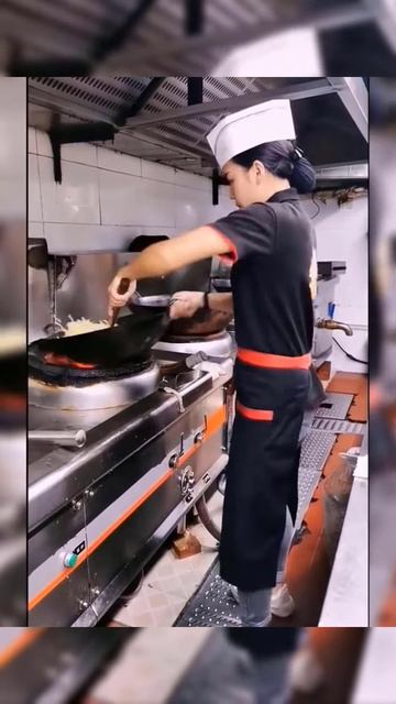 CikJWUlCZAw - Lifestyle Beautiful Train Teppanyaki street food,restaurant,BBQ,Pub street#Short#Short