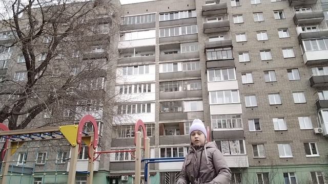 Упражнения с обручем от Ксюхи (уличный формат поэтому