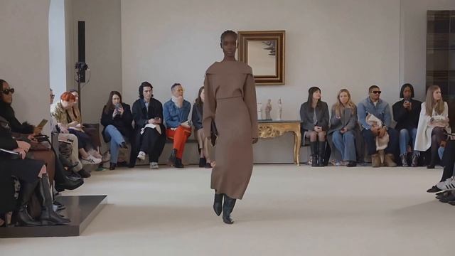 Altuzarra Нью-Йорк Мода Осень 2024 Зима 2025 | Одежда и аксессуа