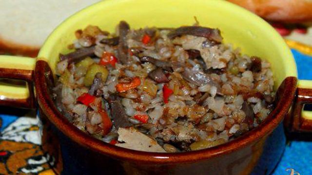 Гречка с субпродуктами и баклажаном