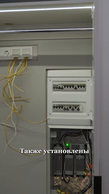 Годный лайфхак. Непрячь за потолком блоки питания для лент! #магияпотолков #ремонт #лента #лайфхаки