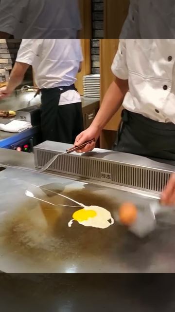 5_HgAM4m8B8 - Teppanyaki on street food,restaurant,BBQ,Pub street#Short#Shorts