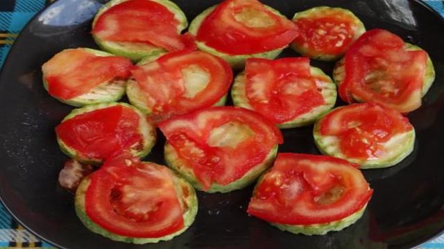 Кабачковая закуска с сыром и маслинами