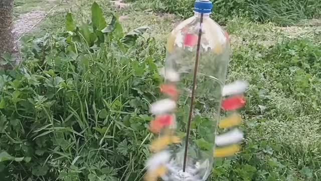 Уже не секретный простой Ветряк ПОЛОСАТИК  прогонит кротов и птиц  своими руками самоделка отпугиват