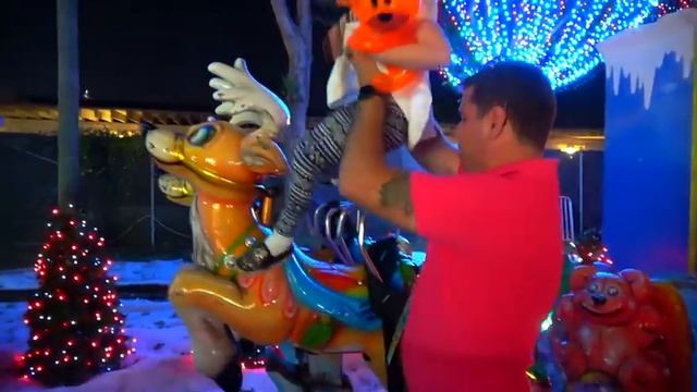 Лайк Настя влог в парке санта клауса