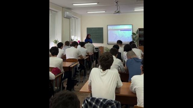 Разговоры о важном сегодня в ГБПОУ РД «Колледж строительства и дизайна»