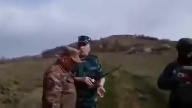 Пяный армянский полковник опозорился в Зенгезуре