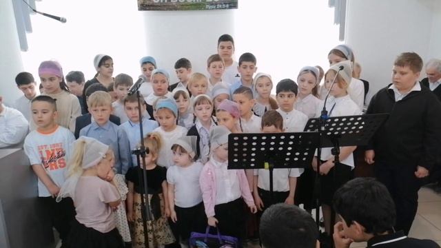 Возлюбил людей Спаситель, в деле доказал | детское пение