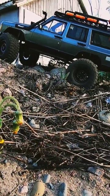RC Jeep Cherokee XJ штурмует песчаную горку #rctrophy #rcoffroad