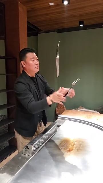 elE3fwbf-0Q - Lifestyle Beautiful Train Teppanyaki street food,restaurant,BBQ,Pub street#Short#Short