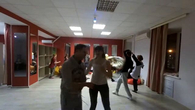 Продолжение ПИЖАМНАЯ ВЕЧЕРИНКА 21 бой подушками