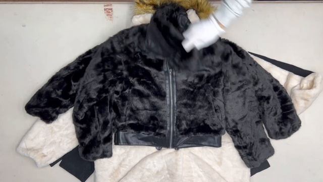 Продано! 180-470 #1520 Одежда из искусственного меха (без эт?