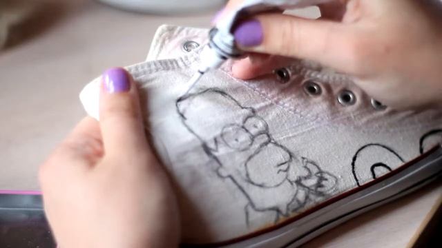 DIY: The Simpsons Shoes! Реанимируем Старые Кеды! :D Ludmila Miln