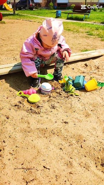 На прогулке 19-05-2025