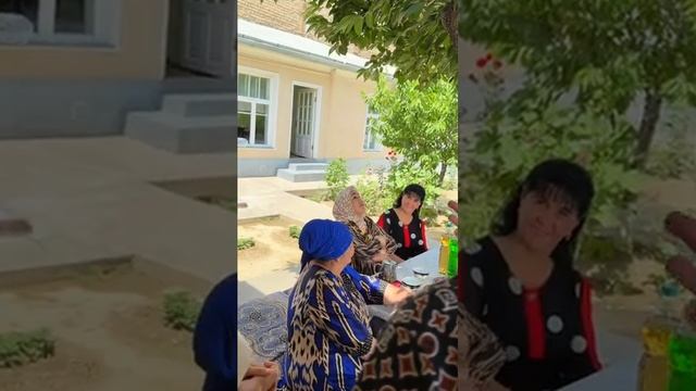 Munisa Rizayevani moshinasini itardim