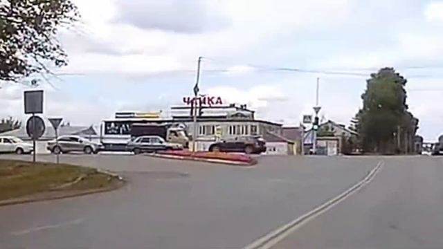 Нефтекамск. Смотреть в зеркала??? Зачем?