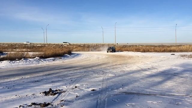 После первого снега пробуем покрытие на Ниве