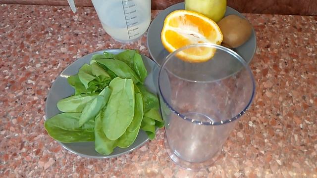 🌱🍊🥝 Проверка рецепта смузи от отеков и для похудения! 💪🍏 — из VK видео