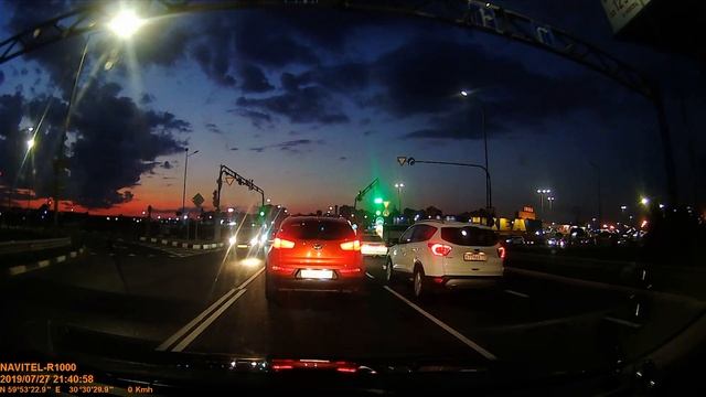 Видеорегистратор Navitel R1000 съемка ночью