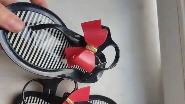Босоніжки tommy hilfiger sp16 kids sportswear оригінал нові р.31
