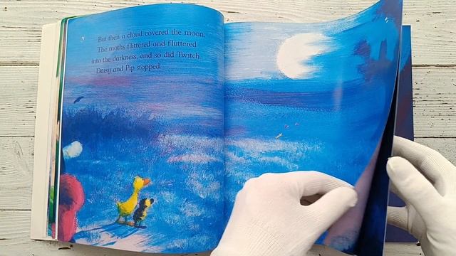 Обзор книги Daisy and the Moon. Ссылка на наш магазин в ВК в шап